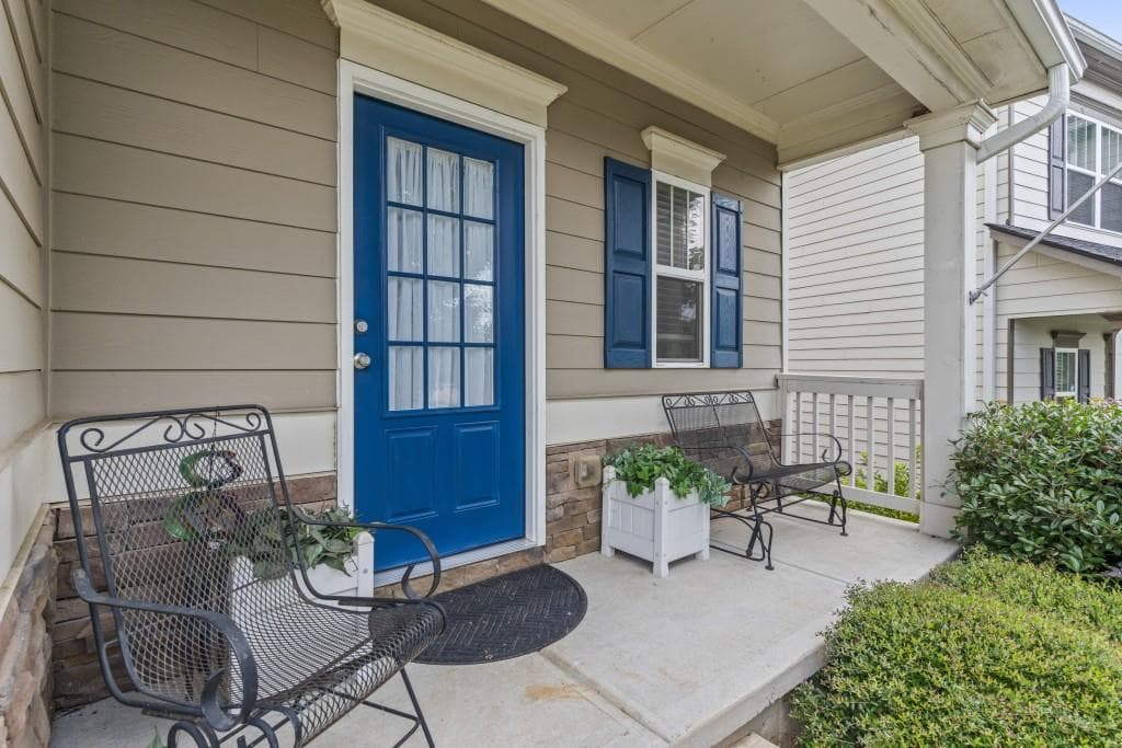 3 bedroom, 3 bathroom, 2,448 sq ft single family residence for sale at 220 Renford Road, Ball Ground, GA 30107 — photo 3