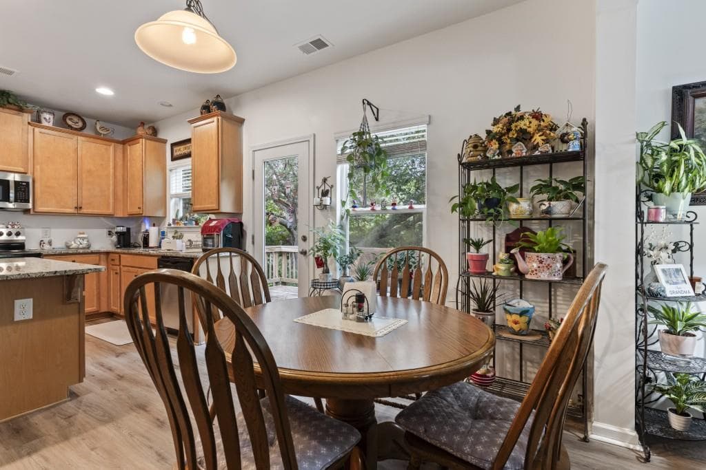 3 bedroom, 3 bathroom, 2,448 sq ft single family residence for sale at 220 Renford Road, Ball Ground, GA 30107 — photo 9