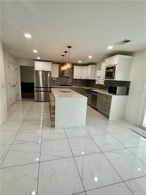 6 bedroom, 3 bathroom, 3,440 sq ft single family residence for rent at 1443 Wilson Manor Circle, Lawrenceville, GA 30045 for $3,000 a month — photo 10
