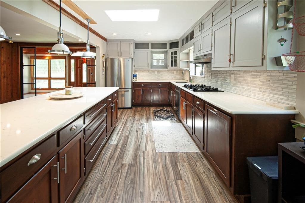3 bedroom, 2 bathroom, 1,944 sq ft single family residence for sale at 4585 Park Drive, Pine Lake, GA 30072 — photo 7