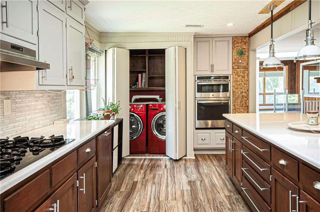 3 bedroom, 2 bathroom, 1,944 sq ft single family residence for sale at 4585 Park Drive, Pine Lake, GA 30072 — photo 9