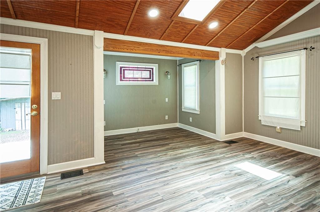 3 bedroom, 2 bathroom, 1,944 sq ft single family residence for sale at 4585 Park Drive, Pine Lake, GA 30072 — photo 10