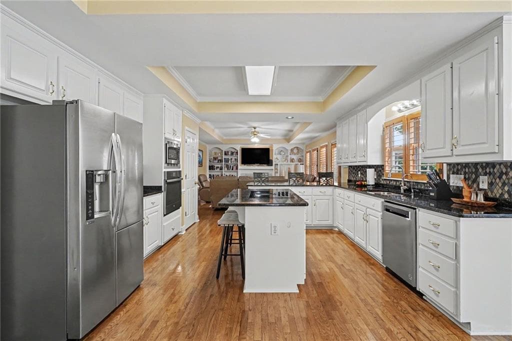 5 bedroom, 5 bathroom, 4,206 sq ft single family residence for sale at 4299 Donerail Drive, Snellville, GA 30039 — photo 10