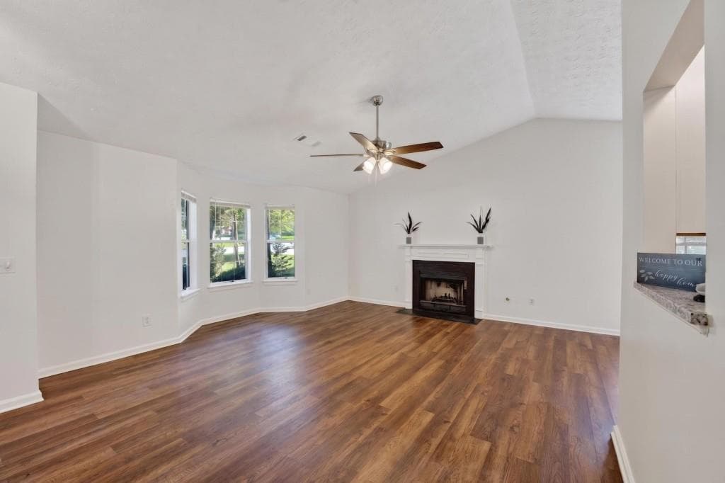 3 bedroom, 2 bathroom, 1,256 sq ft single family residence for rent at 2558 Candlewood Way, Lawrenceville, GA 30044 for $2,200 a month — photo 7