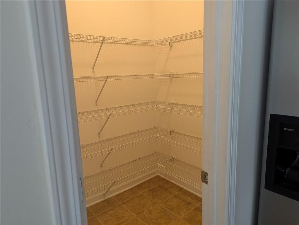 4 bedroom, 3 bathroom, 3,062 sq ft single family residence for rent at 212 Autumn Trail, Acworth, GA 30102 for $2,900 a month — photo 6