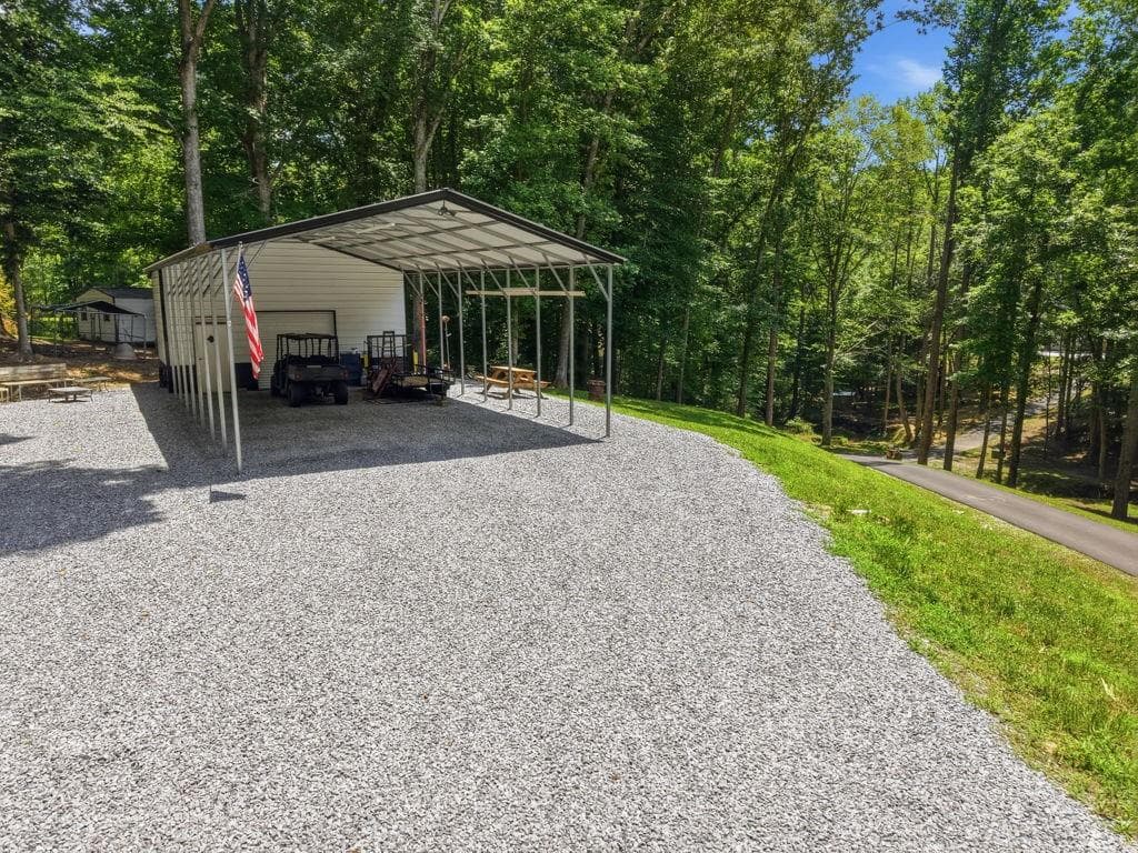 3 bedroom, 3 bathroom, 2,574 sq ft single family residence for sale at 1684 Fairview Road, Jasper, GA 30143 — photo 7