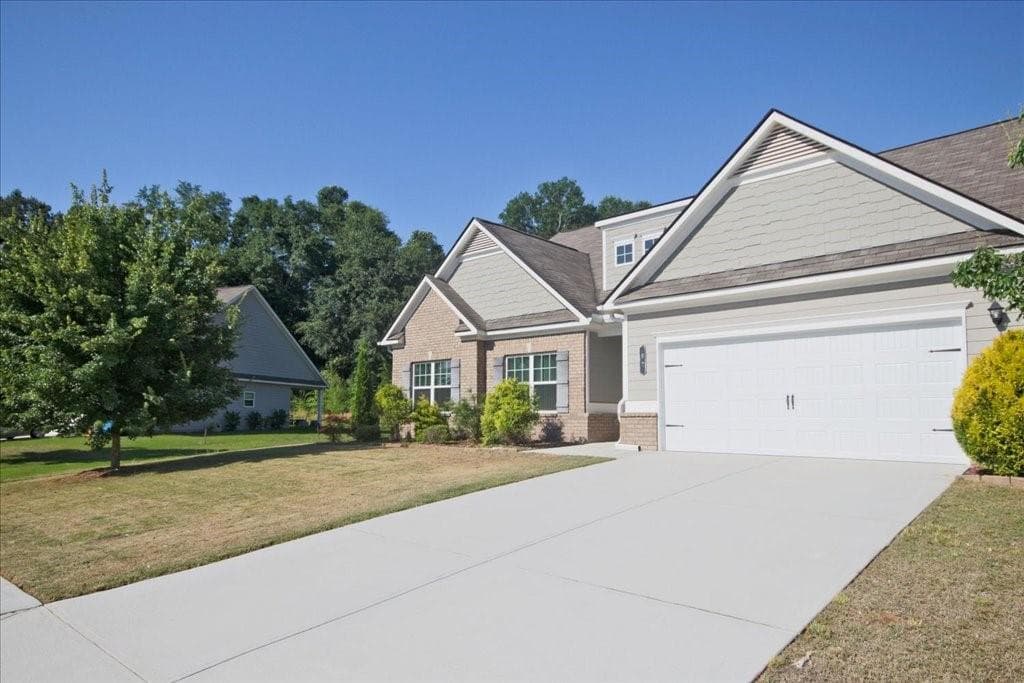 4 bedroom, 4 bathroom, 2,412 sq ft single family residence for rent at 62 Flower Petal Way, Dacula, GA 30019 for $3,800 a month — photo 2