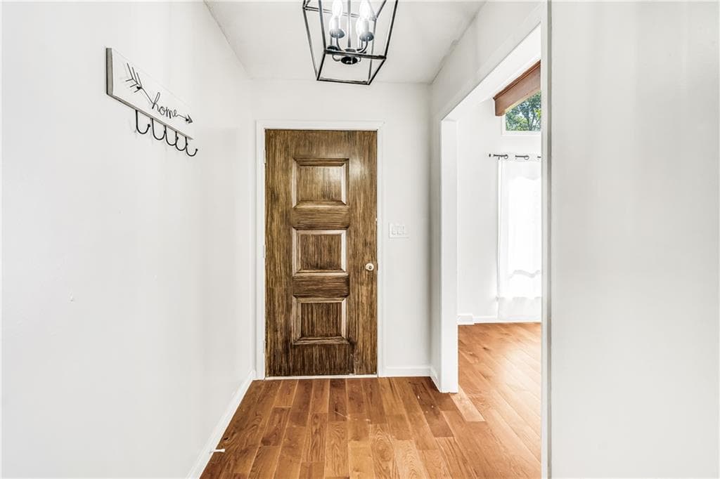 3 bedroom, 2 bathroom, 1,884 sq ft single family residence for sale at 2814 Suncrest Drive, Dalton, GA 30720 — photo 8