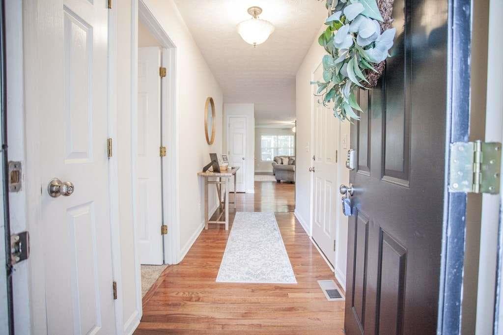 3 bedroom, 2 bathroom, 1,251 sq ft single family residence for rent at 211 South Street, Carrollton, GA 30117 for $2,800 a month — photo 5