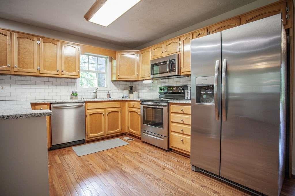 3 bedroom, 2 bathroom, 1,251 sq ft single family residence for rent at 211 South Street, Carrollton, GA 30117 for $2,800 a month — photo 8