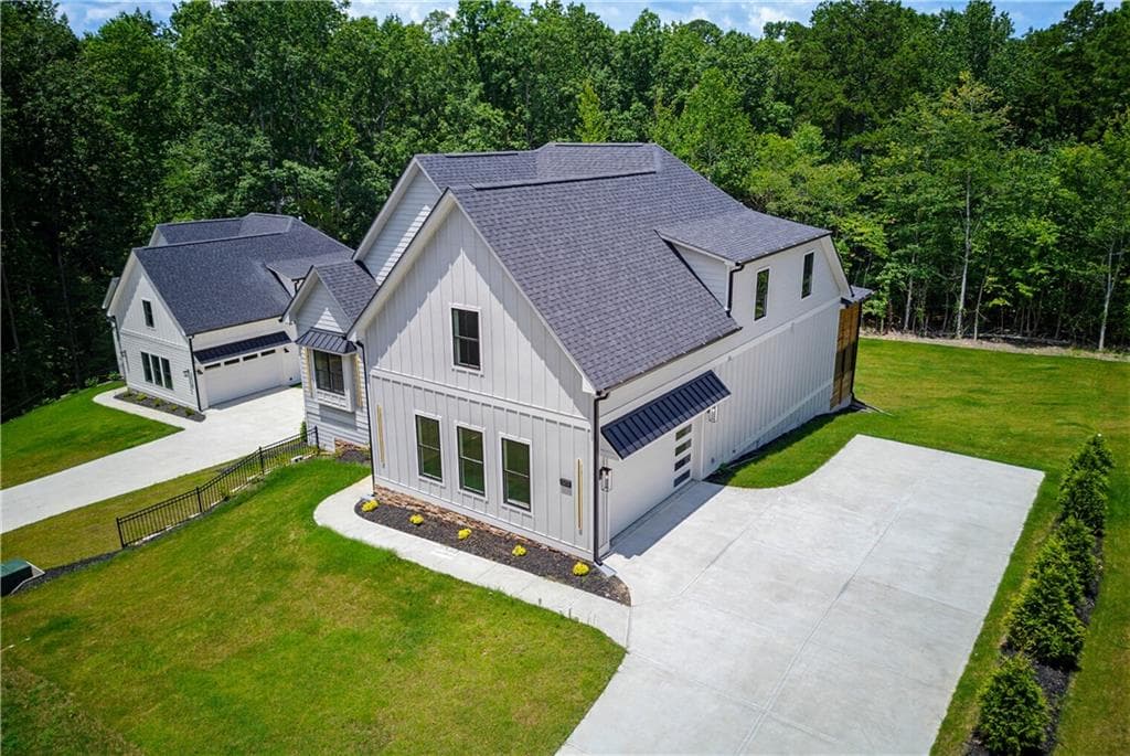5 bedroom, 4 bathroom, 3,000 sq ft single family residence for sale at 3610 Fleming Drive, Cumming, GA 30041 — photo 8