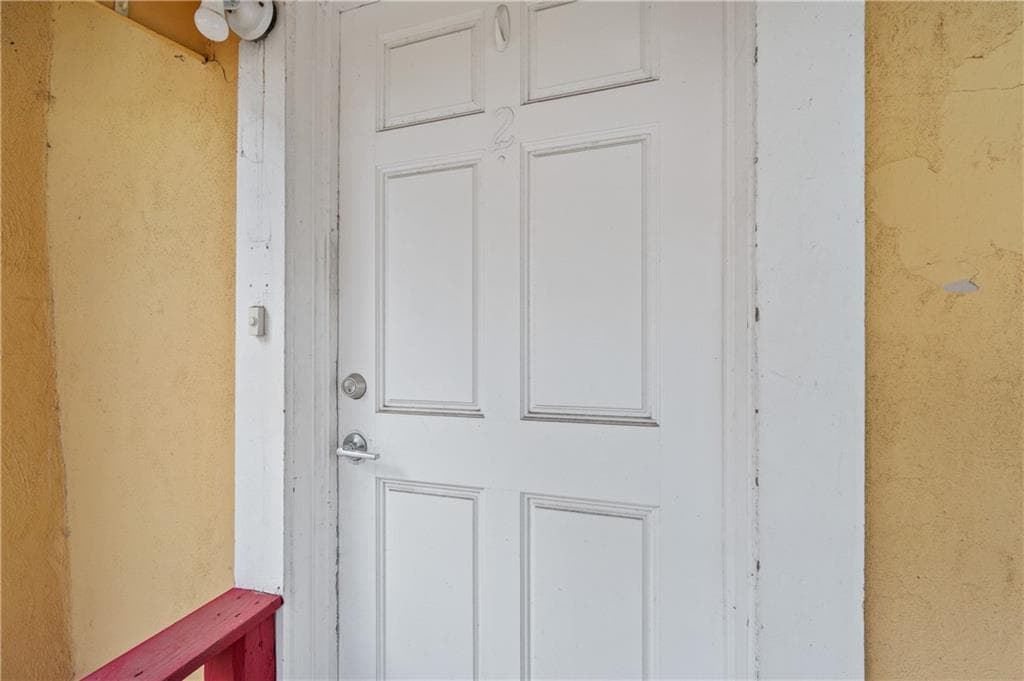 1 bedroom, 1 bathroom, 750 sq ft quadruplex for rent at 789 Barnett Street 2, Atlanta, GA 30306 for $1,700 a month — photo 2