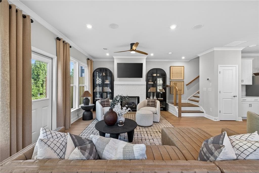 3 bedroom, 3 bathroom, 2,035 sq ft townhouse for sale at 3685 Dell Way, Cumming, GA 30040 — photo 7