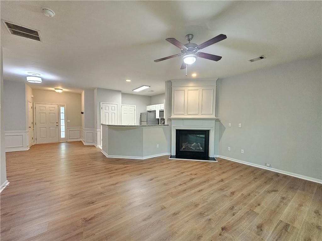 3 bedroom, 3 bathroom, 1,416 sq ft townhouse for rent at 1999 Hailston Drive, Duluth, GA 30097 for $2,200 a month — photo 4