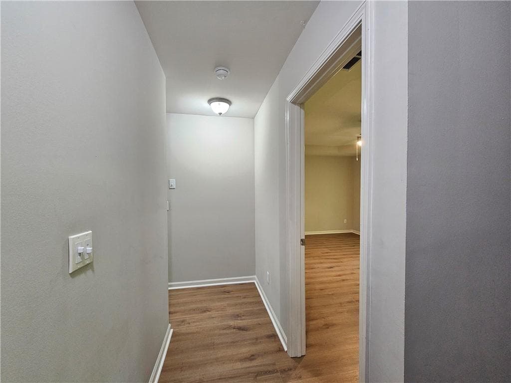 3 bedroom, 3 bathroom, 1,416 sq ft townhouse for rent at 1999 Hailston Drive, Duluth, GA 30097 for $2,200 a month — photo 9
