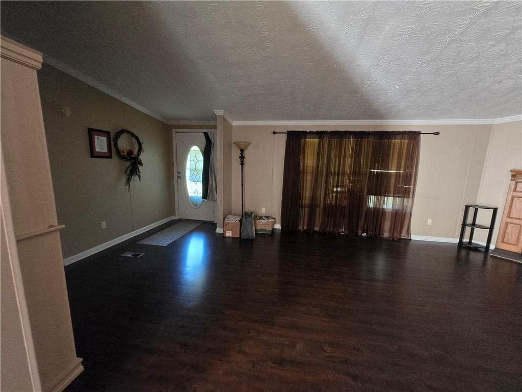 3 bedroom, 2 bathroom, 1,620 sq ft single family residence under contract at 160 Shadowmore Drive, Zebulon, GA 30295 — photo 7