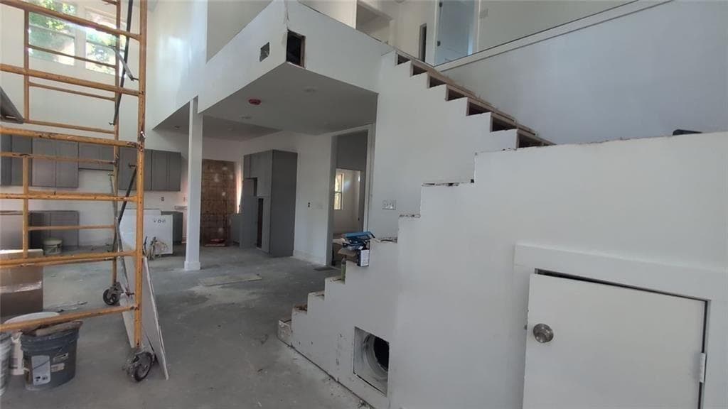 4 bedroom, 4 bathroom, 2,400 sq ft single family residence for sale at 2870 Randall Street, Atlanta, GA 30344 — photo 2