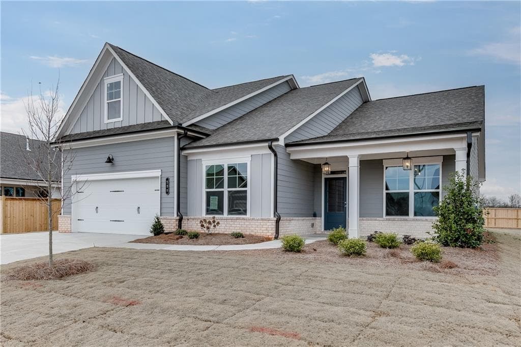 3 bedroom, 2 bathroom, 2,153 sq ft single family residence for sale at 68 Oakdale Road, Jefferson, GA 30549 — photo 5