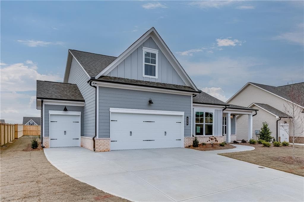 3 bedroom, 2 bathroom, 2,153 sq ft single family residence for sale at 68 Oakdale Road, Jefferson, GA 30549 — photo 6