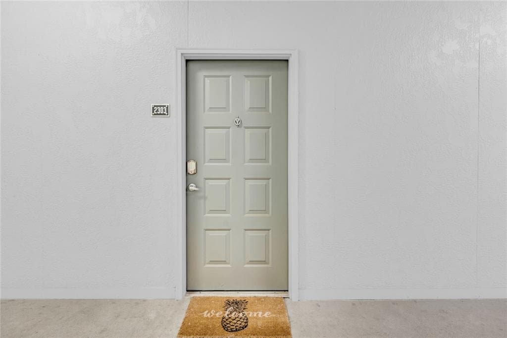 1 bedroom, 1 bathroom, 800 sq ft condominium for sale at 821 Ralph Mcgill Boulevard 2303, Atlanta, GA 30306 — photo 2