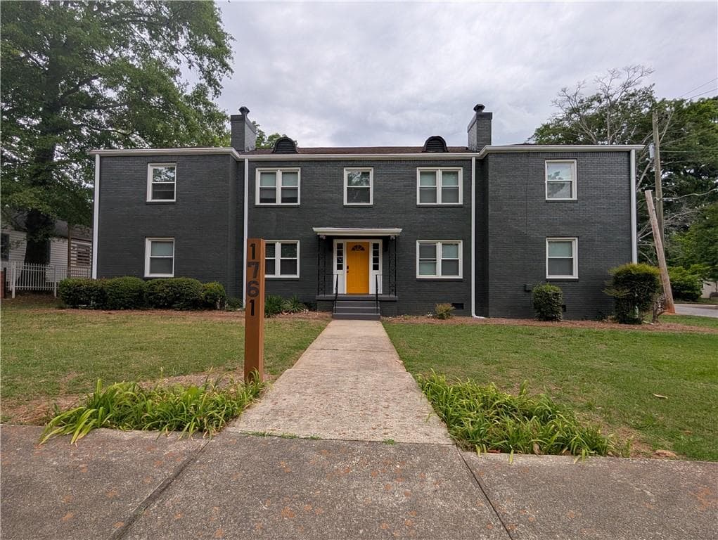 1 bedroom, 1 bathroom, 750 sq ft apartment for rent at 1761 John Calvin Avenue 4, Atlanta, GA 30337 for $1,175 a month — photo 2