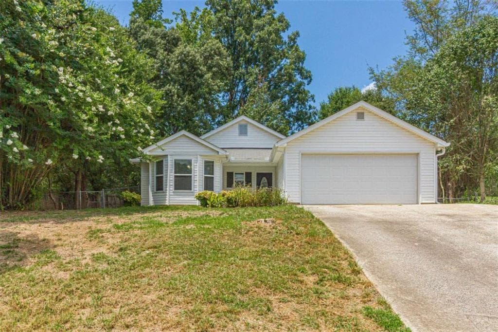 3 bedroom, 2 bathroom single family residence for rent at 253 Chardonnay Trace, Braselton, GA 30517 for $1,900 a month — photo 2