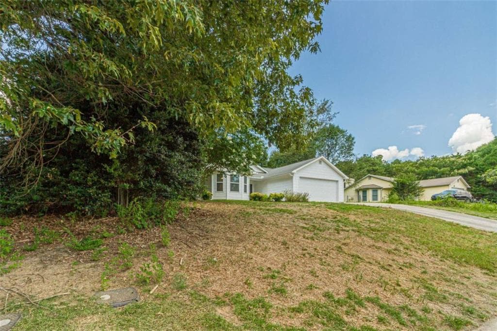 3 bedroom, 2 bathroom single family residence for rent at 253 Chardonnay Trace, Braselton, GA 30517 for $1,900 a month — photo 5