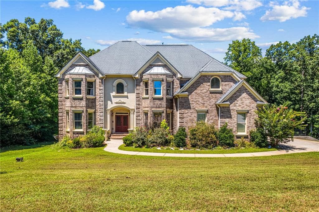 5 bedroom, 6 bathroom, 4,228 sq ft single family residence under contract at 209 Kingscastle Drive, Ellenwood, GA 30294