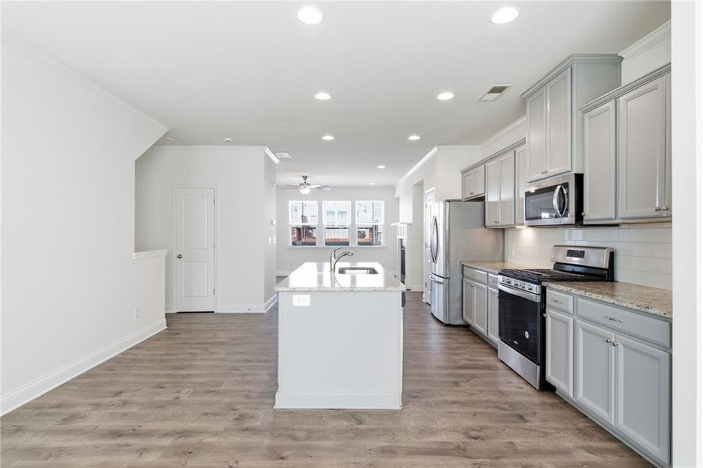 3 bedroom, 4 bathroom, 1,992 sq ft townhouse for sale at 1611 Falcon Crest Way, Decatur, GA 30032 — photo 6