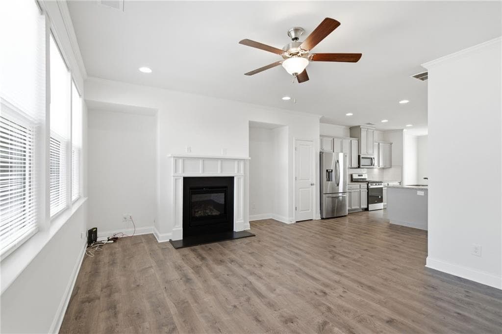 3 bedroom, 4 bathroom, 1,992 sq ft townhouse for sale at 1611 Falcon Crest Way, Decatur, GA 30032 — photo 10