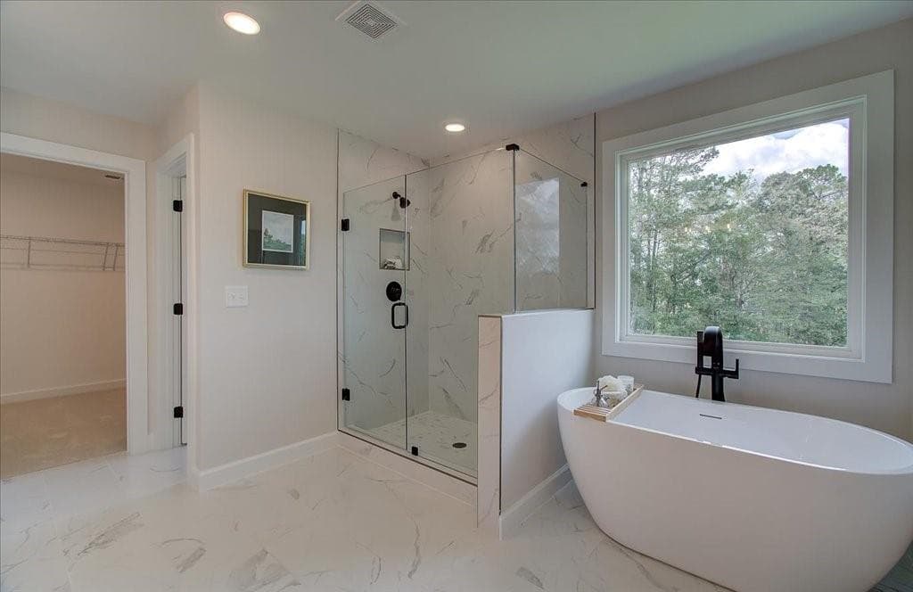 5 bedroom, 4 bathroom, 3,935 sq ft single family residence under contract at 6006 Little Ridge Road, Acworth, GA 30102 — photo 6