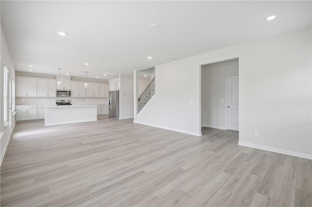 4 bedroom, 3 bathroom, 2,479 sq ft single family residence for sale at 308 Table Rock Way, Villa Rica, GA 30180 — photo 9
