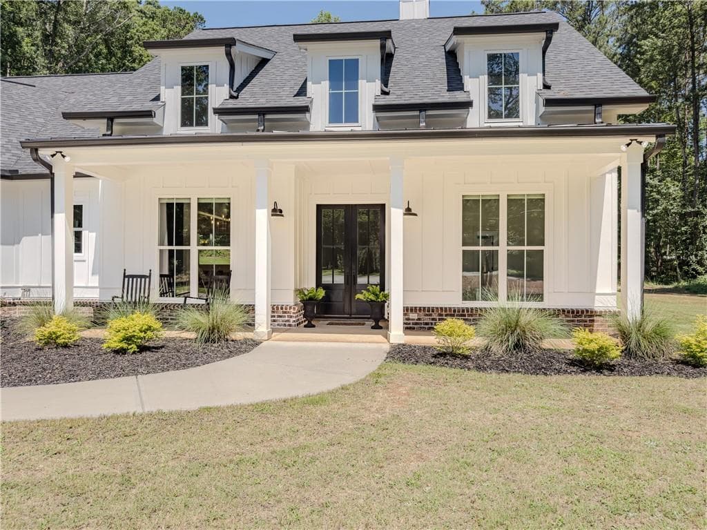 4 bedroom, 4 bathroom, 2,892 sq ft single family residence under contract at 1010 Holland Springs Road, Madison, GA 30650 — photo 5