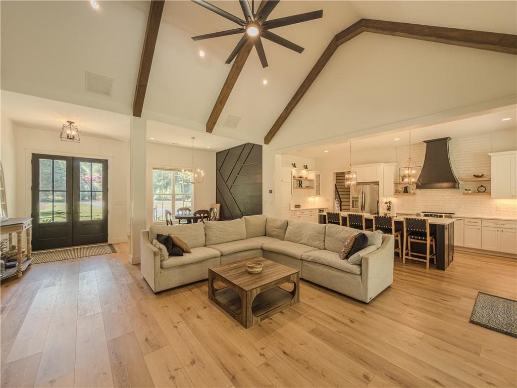 4 bedroom, 4 bathroom, 2,892 sq ft single family residence under contract at 1010 Holland Springs Road, Madison, GA 30650 — photo 8