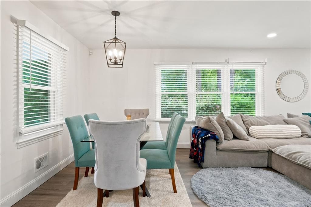 3 bedroom, 1 bathroom single family residence for rent at 581 Meadowbrook Drive, Marietta, GA 30067 for $2,300 a month — photo 5
