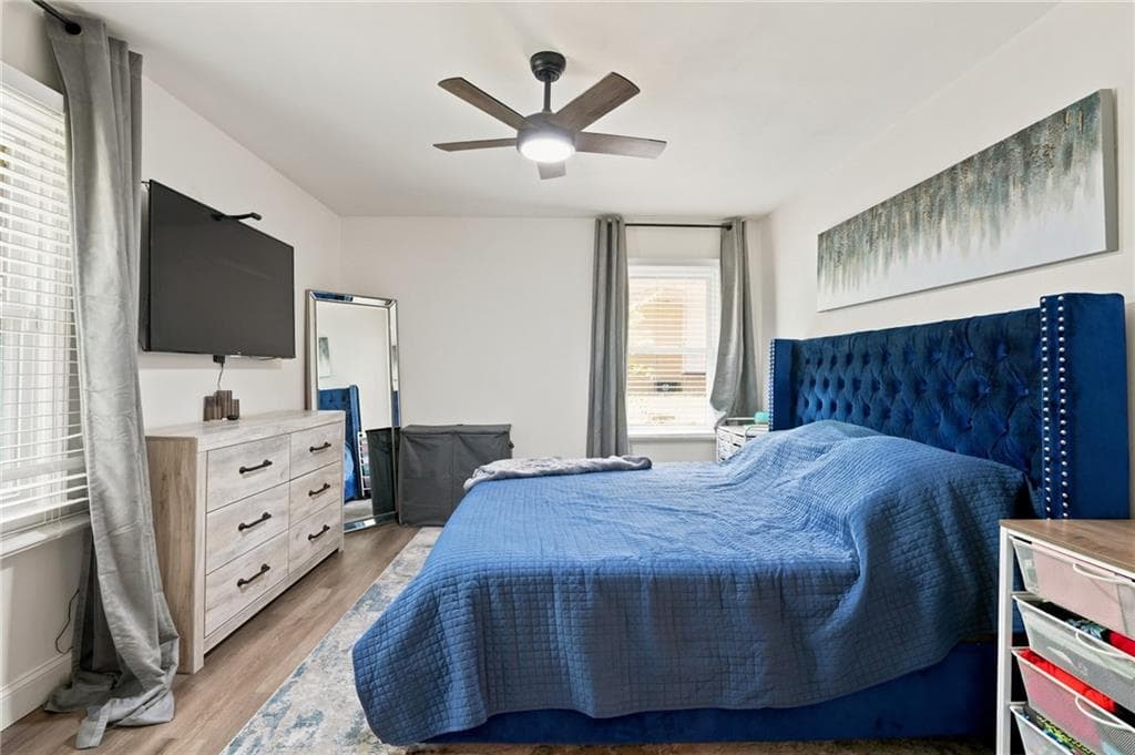 3 bedroom, 1 bathroom single family residence for rent at 581 Meadowbrook Drive, Marietta, GA 30067 for $2,300 a month — photo 9