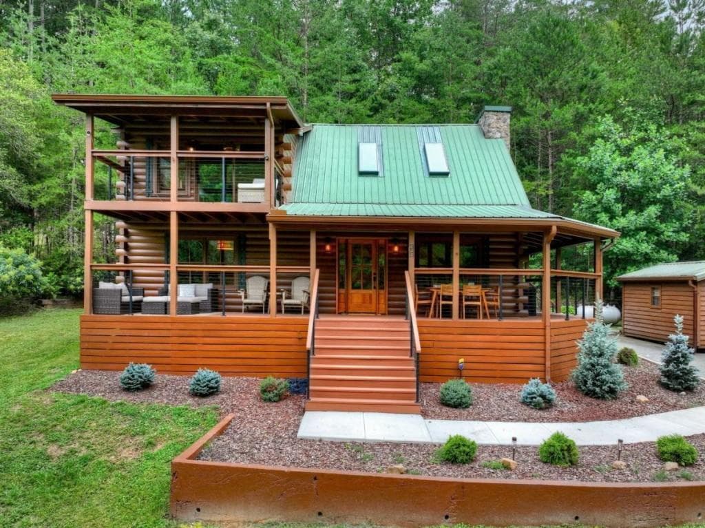 2 bedroom, 2 bathroom, 1,680 sq ft single family residence for sale at 355 Happy Valley Lane, Morganton, GA 30560 — photo 4