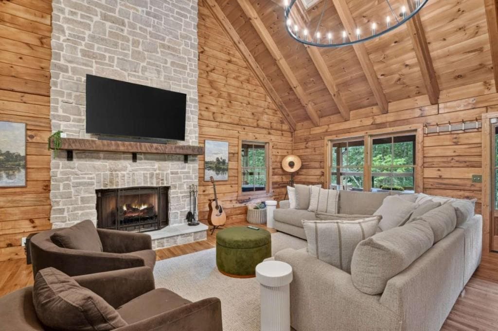 2 bedroom, 2 bathroom, 1,680 sq ft single family residence for sale at 355 Happy Valley Lane, Morganton, GA 30560 — photo 8