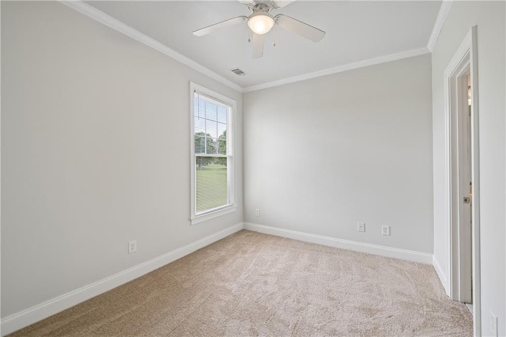 4 bedroom, 4 bathroom, 2,807 sq ft single family residence for sale at 1040 E Magnolia Loop, Madison, GA 30650 — photo 6