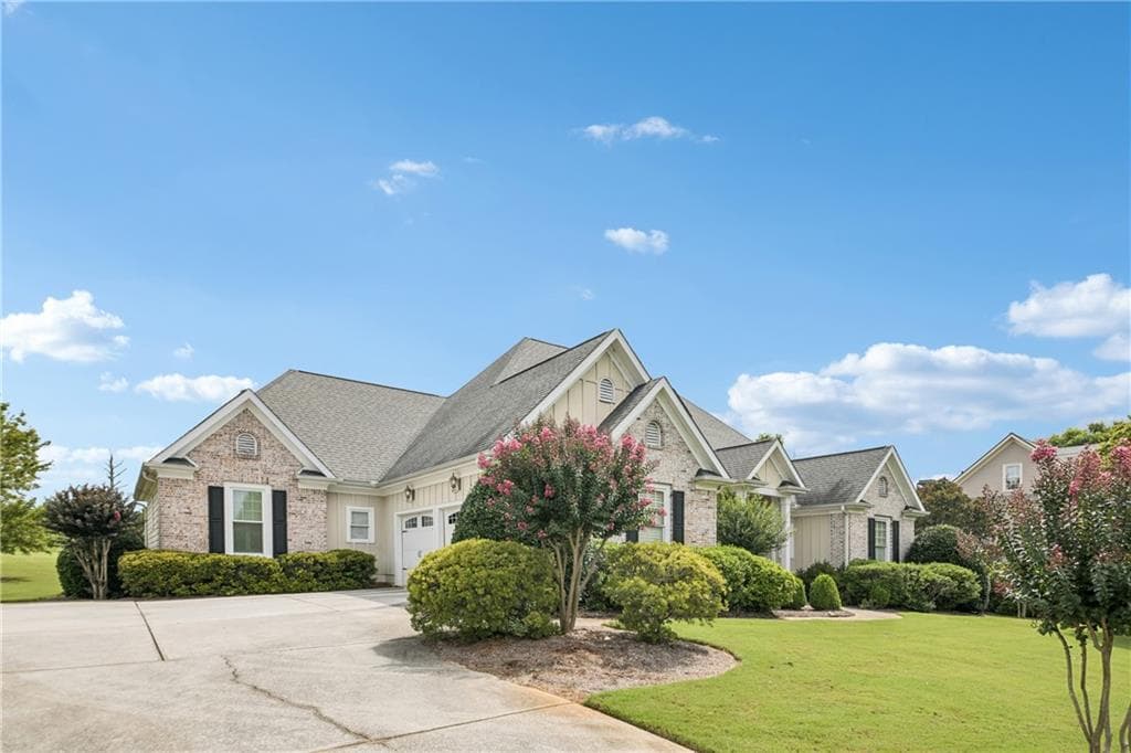 4 bedroom, 4 bathroom, 2,807 sq ft single family residence for sale at 1040 E Magnolia Loop, Madison, GA 30650 — photo 10