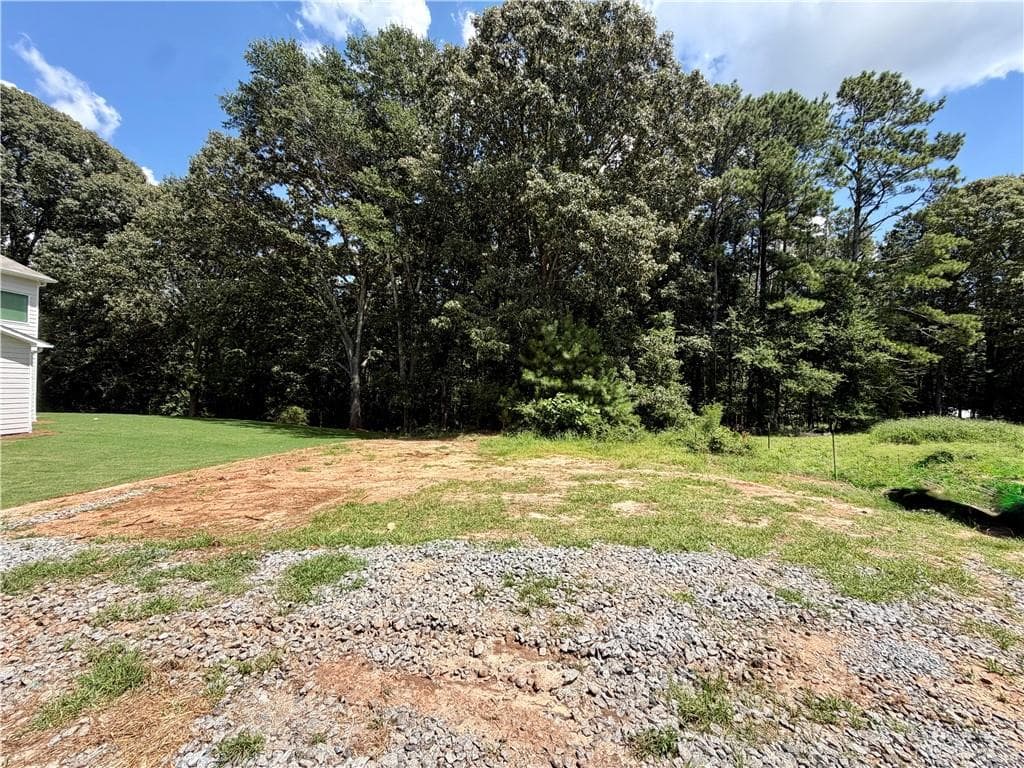 5 bedroom, 4 bathroom, 3,935 sq ft single family residence under contract at 6006 Little Ridge Road, Acworth, GA 30102 — photo 8