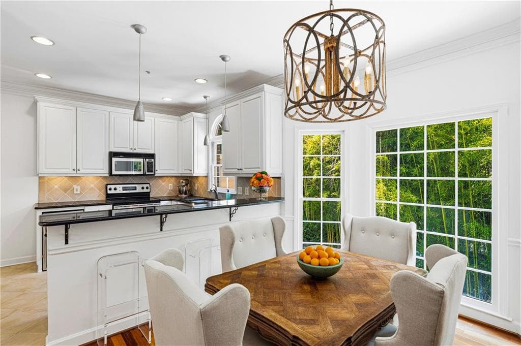 2 bedroom, 3 bathroom, 1,448 sq ft townhouse for sale at 12 Honour Avenue 7, Atlanta, GA 30305 — photo 7