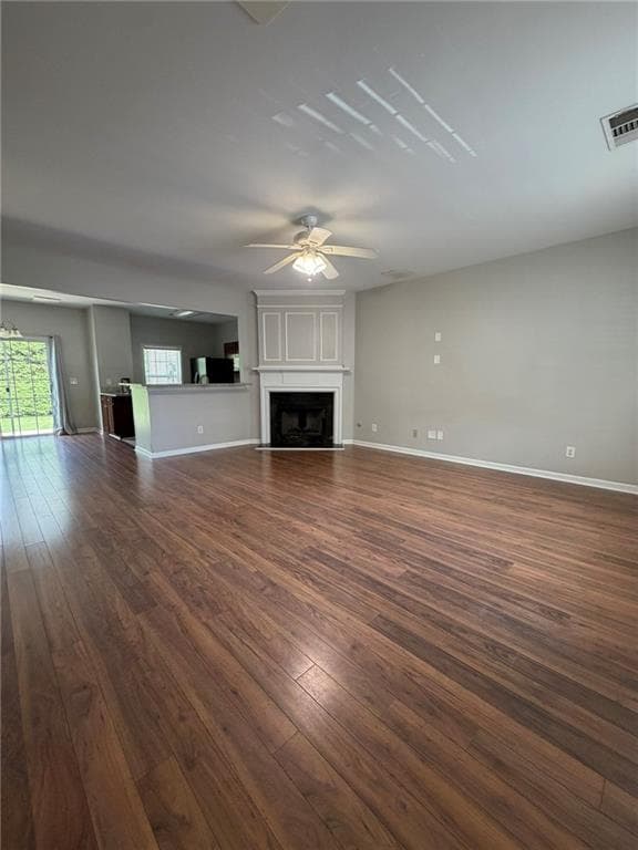 3 bedroom, 3 bathroom, 1,386 sq ft townhouse for rent at 1059 Prestwyck Court, Alpharetta, GA 30004 for $2,000 a month — photo 2