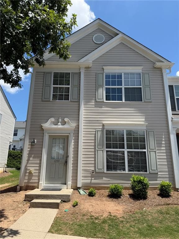 3 bedroom, 3 bathroom, 1,386 sq ft townhouse for rent at 1059 Prestwyck Court, Alpharetta, GA 30004 for $2,000 a month — photo 1 of 13