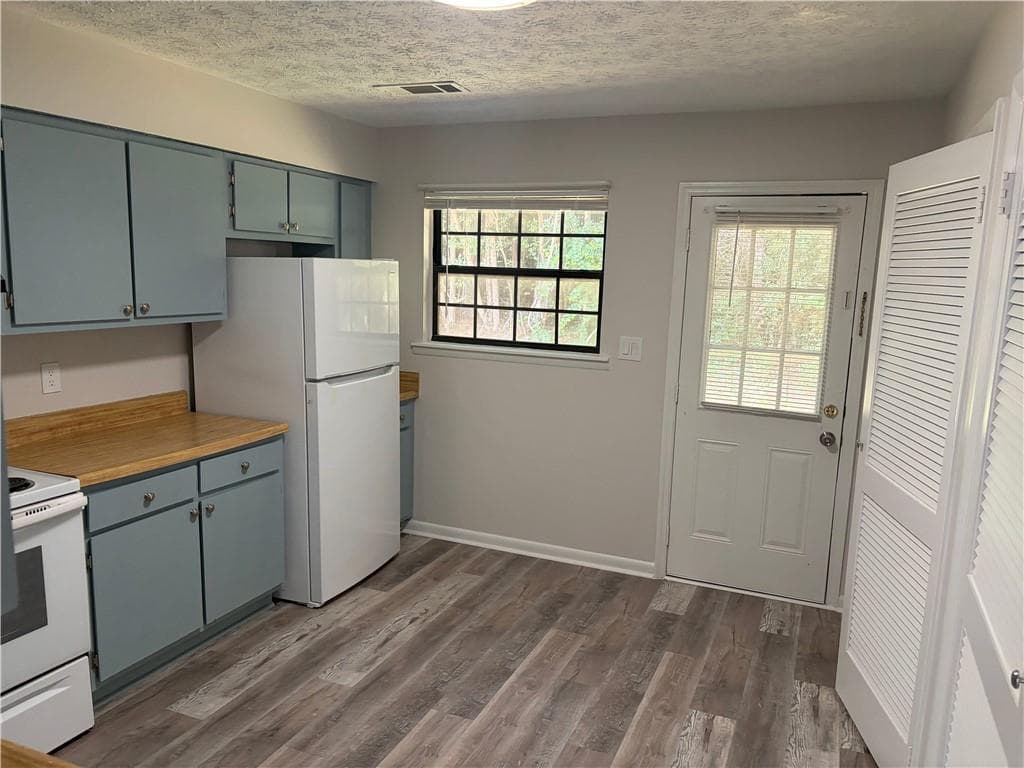 2 bedroom, 2 bathroom, 1,000 sq ft townhouse for rent at 4 Eastview Circle 4, Greensboro, GA 30642 for $1,295 a month — photo 6