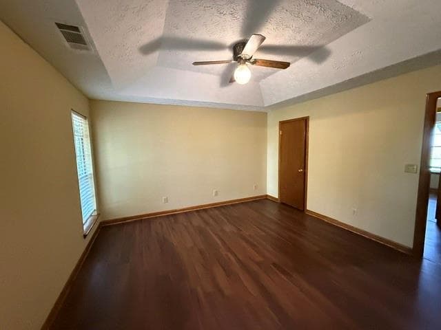 4 bedroom, 3 bathroom, 2,232 sq ft single family residence for rent at 8351 Post Oak Court, Riverdale, GA 30274 for $2,100 a month — photo 9