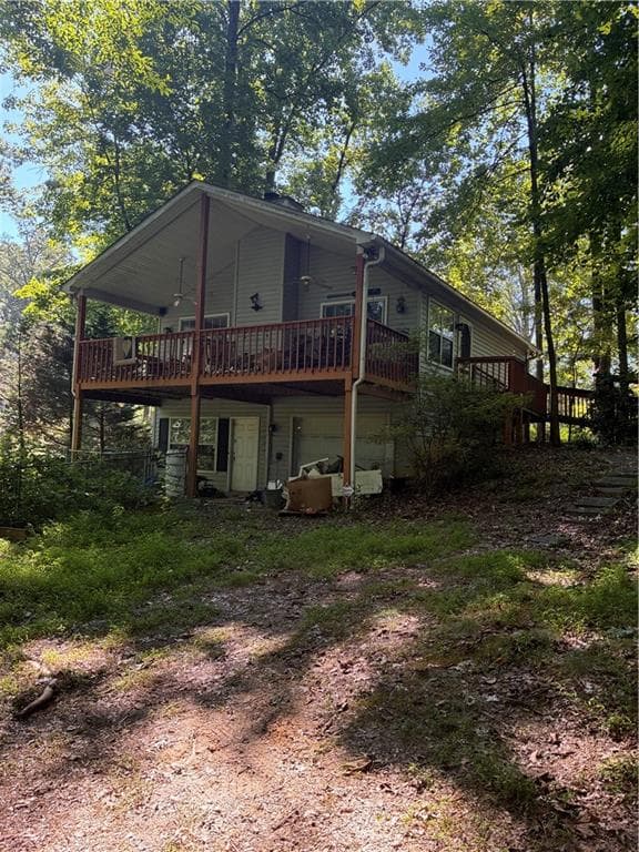 3 bedroom, 2 bathroom, 1,400 sq ft single family residence under contract at 9285 Crystal Springs Road, Gainesville, GA 30506 — photo 3