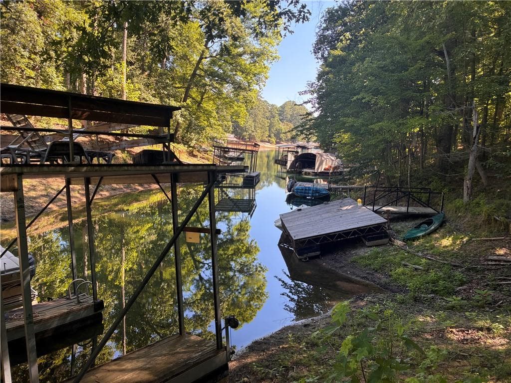 3 bedroom, 2 bathroom, 1,400 sq ft single family residence under contract at 9285 Crystal Springs Road, Gainesville, GA 30506 — photo 6