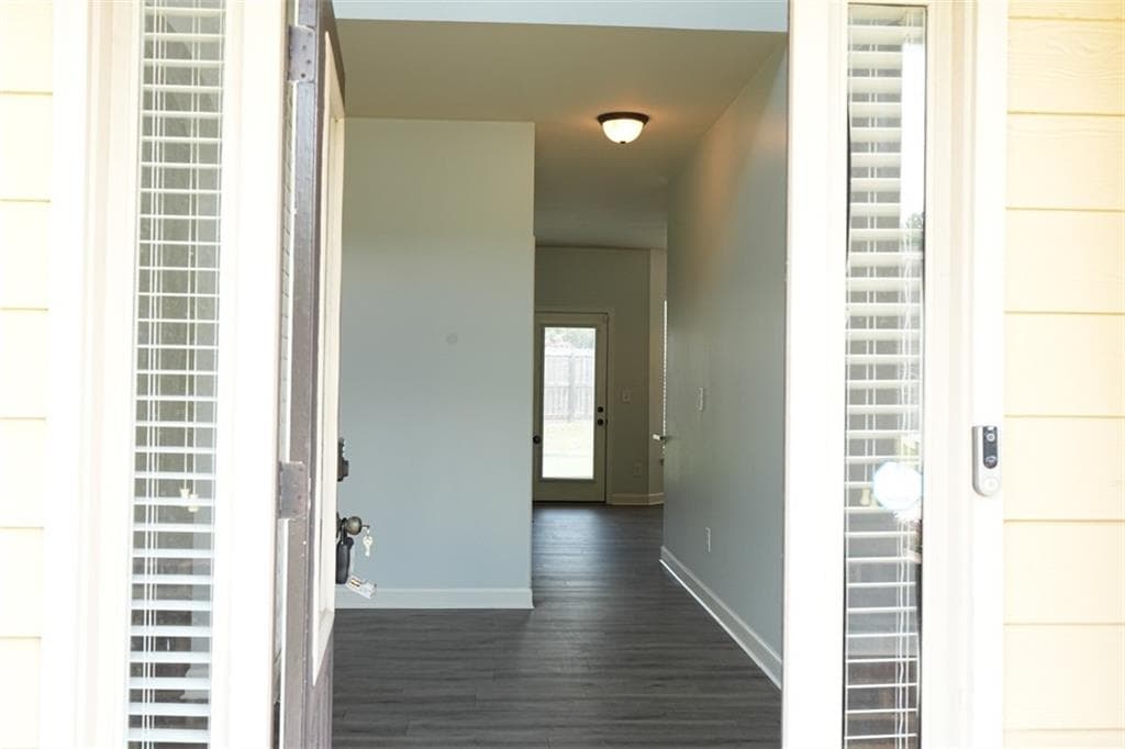 5 bedroom, 3 bathroom, 3,028 sq ft single family residence for rent at 921 Prather Court, Loganville, GA 30052 for $2,700 a month — photo 3