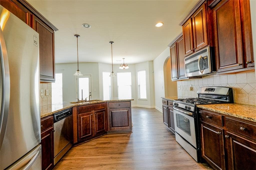 5 bedroom, 3 bathroom, 3,028 sq ft single family residence for rent at 921 Prather Court, Loganville, GA 30052 for $2,700 a month — photo 10